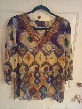 Chico's blouse size 1 (Medium) multicolor geometric design.